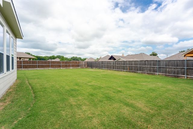 106 Aspenwood Trail, Forney, TX 75126