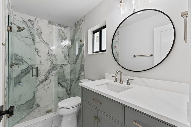 706 Flamevine Lane, Vero Beach, FL 32963