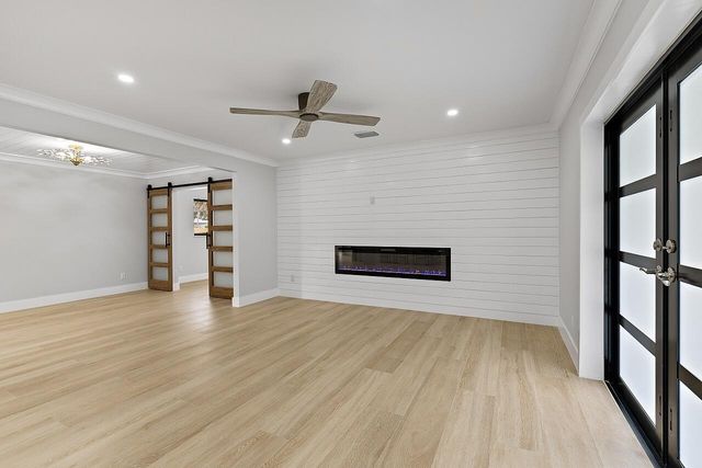 706 Flamevine Lane, Vero Beach, FL 32963