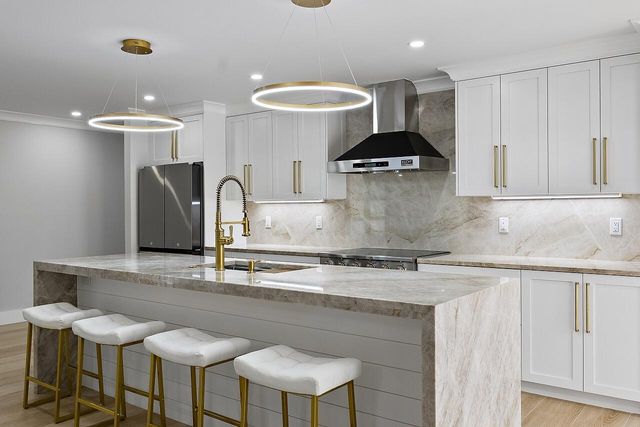 706 Flamevine Lane, Vero Beach, FL 32963