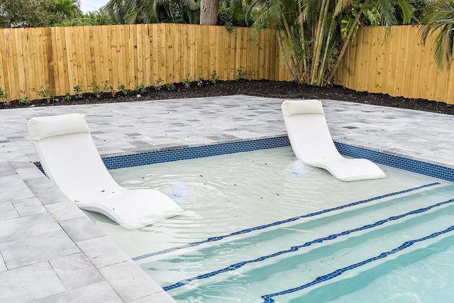 706 Flamevine Lane, Vero Beach, FL 32963