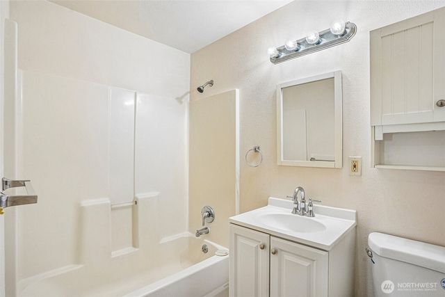 923 16th Street SW, Puyallup, WA 98371