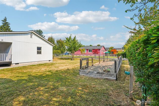 923 16th Street SW, Puyallup, WA 98371