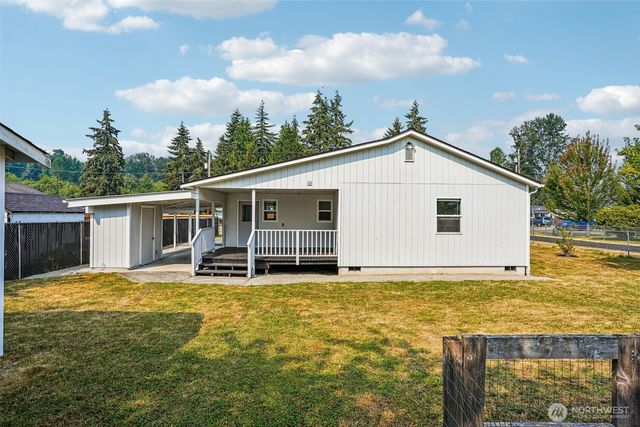 923 16th Street SW, Puyallup, WA 98371
