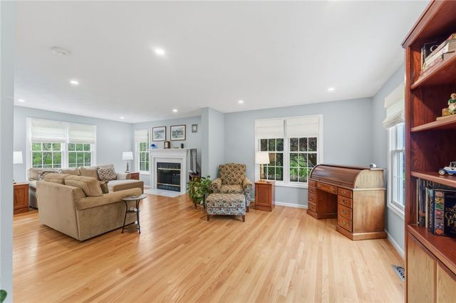 130 Village Hill Lane, North Kingstown, RI 02852