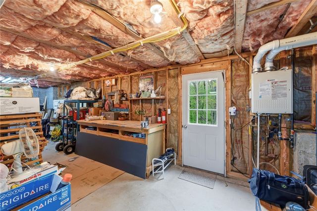130 Village Hill Lane, North Kingstown, RI 02852