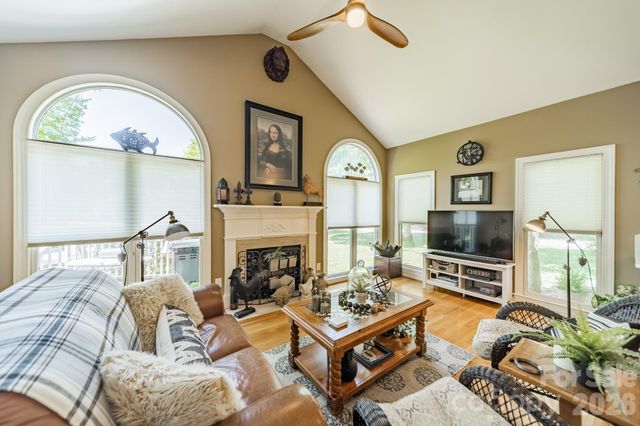 11043 Seven Coves Drive, Tega Cay, SC 29708
