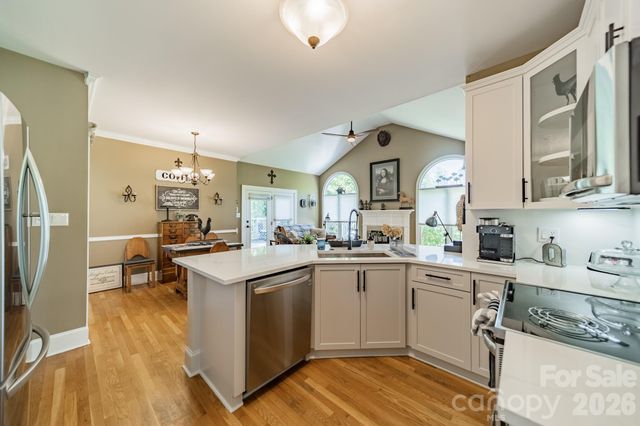 11043 Seven Coves Drive, Tega Cay, SC 29708