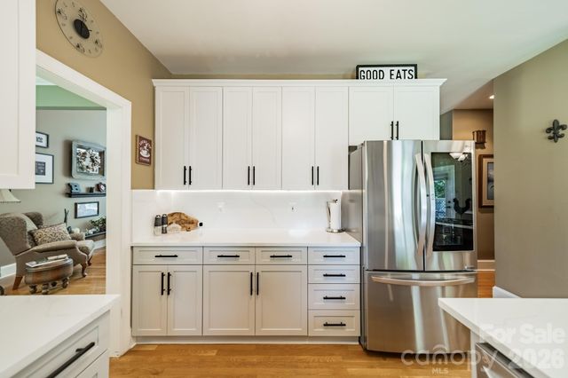 11043 Seven Coves Drive, Tega Cay, SC 29708