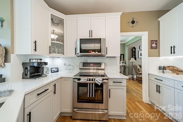 11043 Seven Coves Drive, Tega Cay, SC 29708