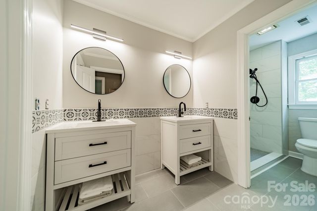 11043 Seven Coves Drive, Tega Cay, SC 29708