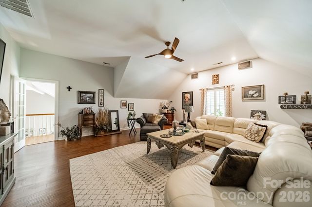 11043 Seven Coves Drive, Tega Cay, SC 29708