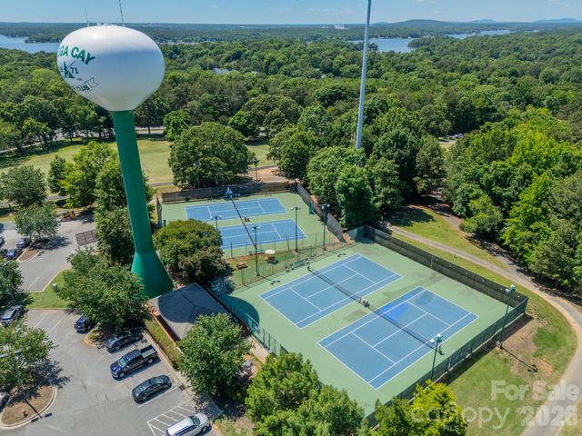 11043 Seven Coves Drive, Tega Cay, SC 29708