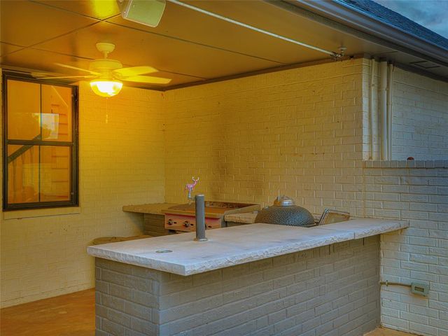 13500 Three Oaks Drive, Jones, OK 73049