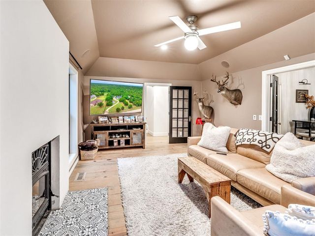 13500 Three Oaks Drive, Jones, OK 73049