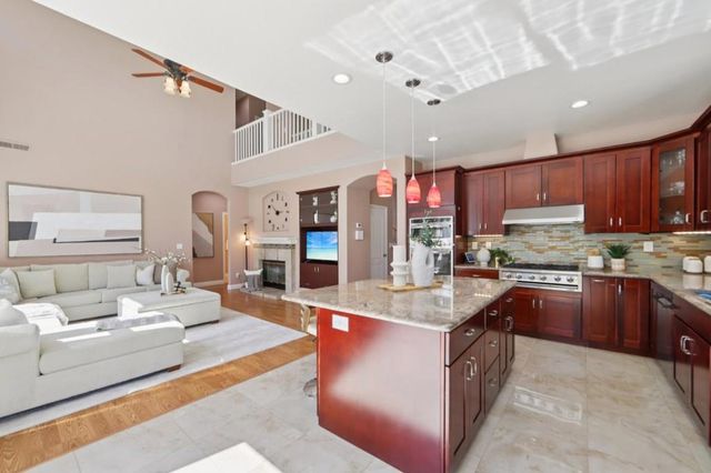 2696 SEQUOIA CREEK Drive, San Jose, CA 95121