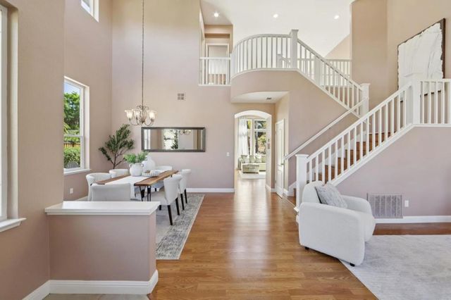 2696 SEQUOIA CREEK Drive, San Jose, CA 95121