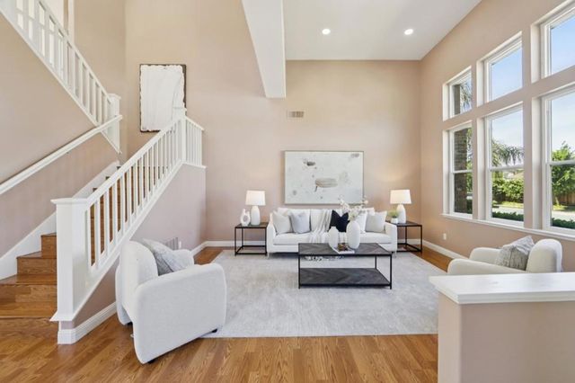 2696 SEQUOIA CREEK Drive, San Jose, CA 95121