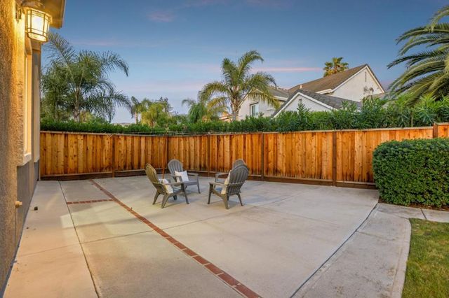 2696 SEQUOIA CREEK Drive, San Jose, CA 95121