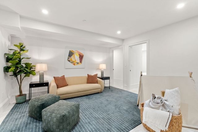 225 Lamartine Street B, Boston, MA 02130