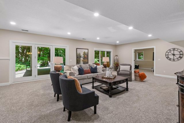 2775 W 150th Street, Shakopee, MN 55379