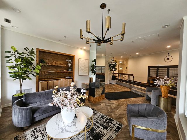 3925 Triumvera Drive A15D, Glenview, IL 60025