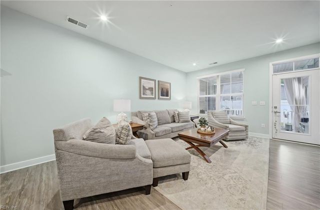 910 Adventure WAY, Chesapeake, VA 23323