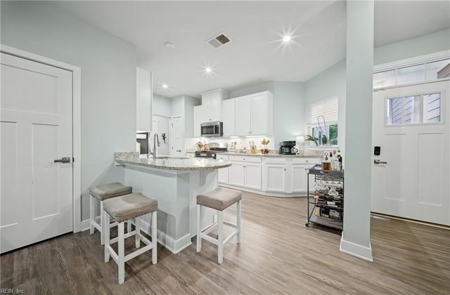 910 Adventure WAY, Chesapeake, VA 23323