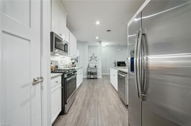 910 Adventure WAY, Chesapeake, VA 23323