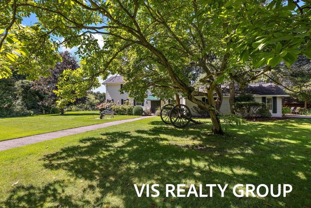 7265 S Walker Road, Fruitport Twp, MI 49456