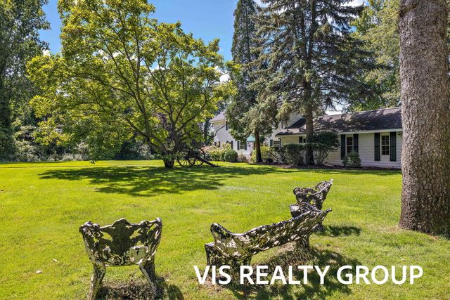 7265 S Walker Road, Fruitport Twp, MI 49456