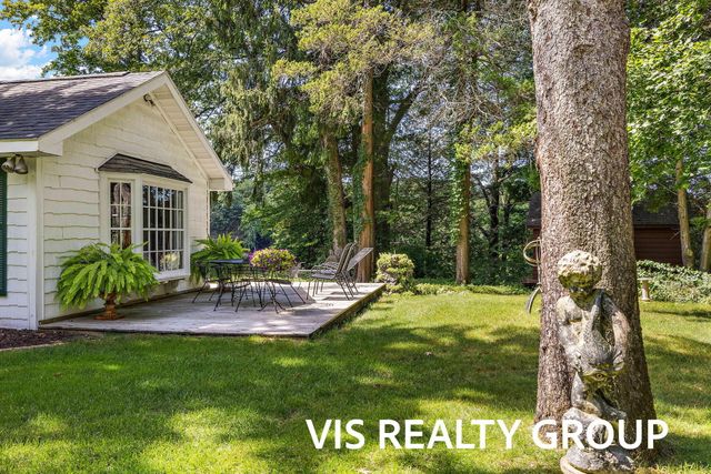 7265 S Walker Road, Fruitport Twp, MI 49456
