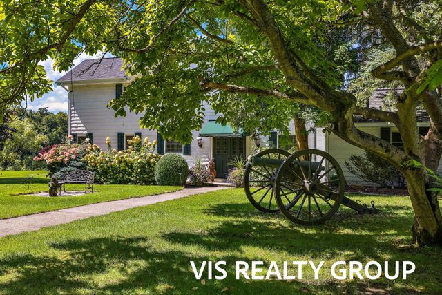 7265 S Walker Road, Fruitport Twp, MI 49456