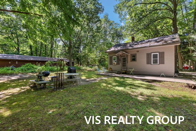 7265 S Walker Road, Fruitport Twp, MI 49456