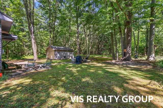 7265 S Walker Road, Fruitport Twp, MI 49456
