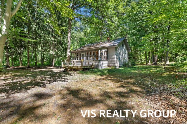 7265 S Walker Road, Fruitport Twp, MI 49456