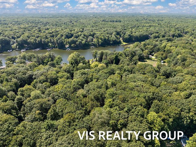 7265 S Walker Road, Fruitport Twp, MI 49456