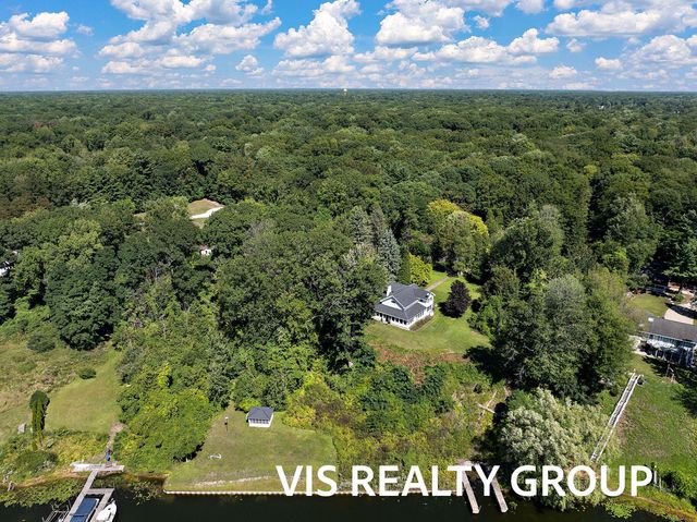 7265 S Walker Road, Fruitport Twp, MI 49456