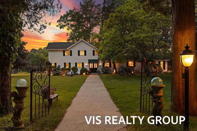 7265 S Walker Road, Fruitport Twp, MI 49456