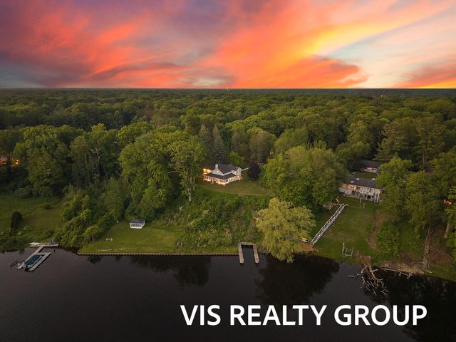 7265 S Walker Road, Fruitport Twp, MI 49456