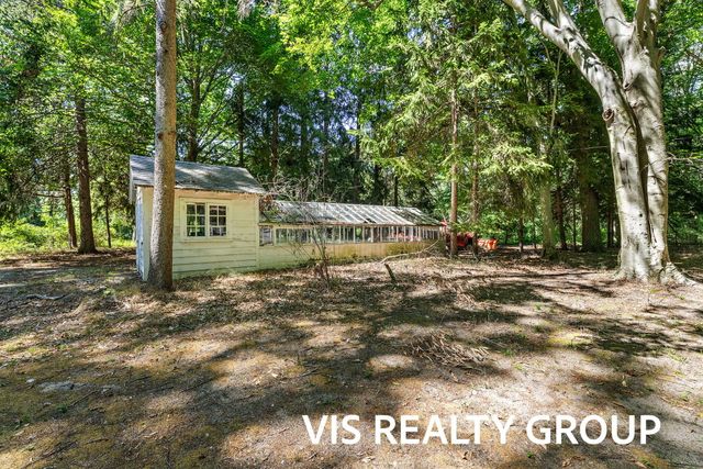 7265 S Walker Road, Fruitport Twp, MI 49456