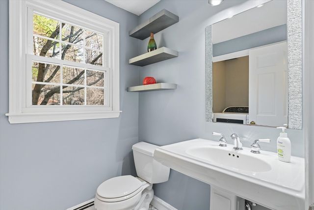 134 Bogastow Brook Rd, Holliston, MA 01746