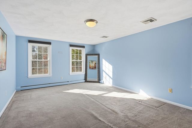 134 Bogastow Brook Rd, Holliston, MA 01746