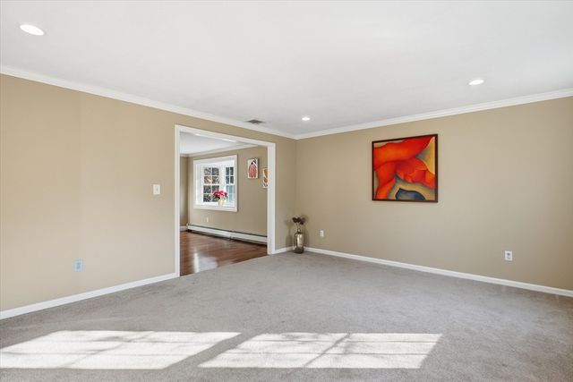 134 Bogastow Brook Rd, Holliston, MA 01746