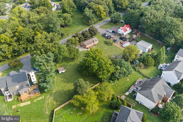 2 QUARTER BRANCH RD, Lovettsville, VA 20180