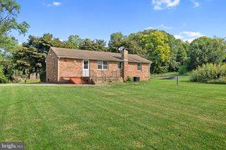 2 QUARTER BRANCH RD, Lovettsville, VA 20180