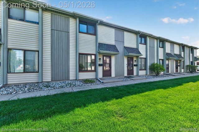 2513 Samoset Road, Royal Oak, MI 48073