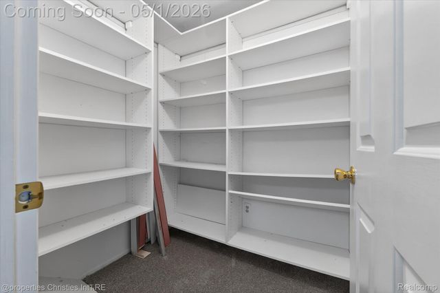 2513 Samoset Road, Royal Oak, MI 48073