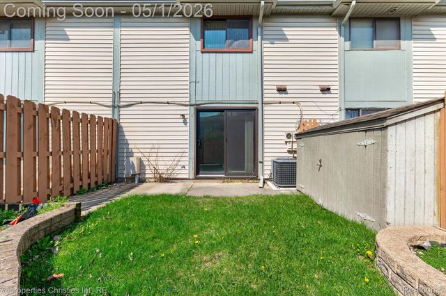 2513 Samoset Road, Royal Oak, MI 48073