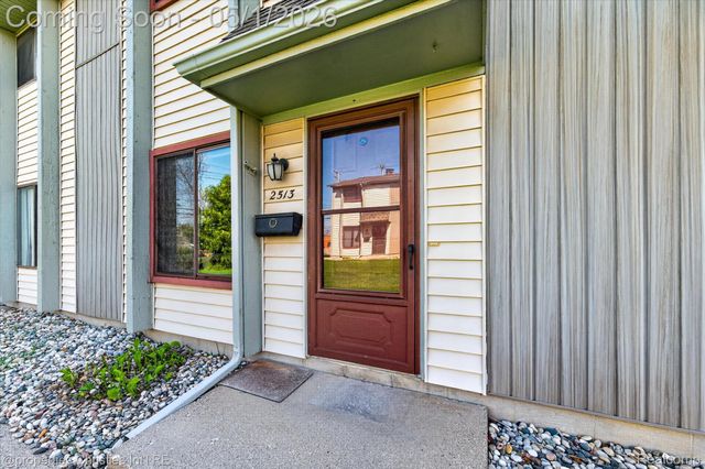 2513 Samoset Road, Royal Oak, MI 48073